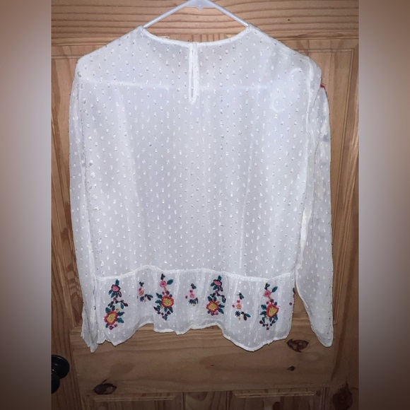 Zara Women Embroidered Shirt-size Large - Picture 3 of 6